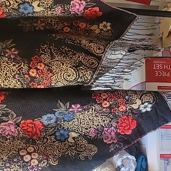 Black and Flower Patterned Shawl with Tassels - Picture 2 of 4